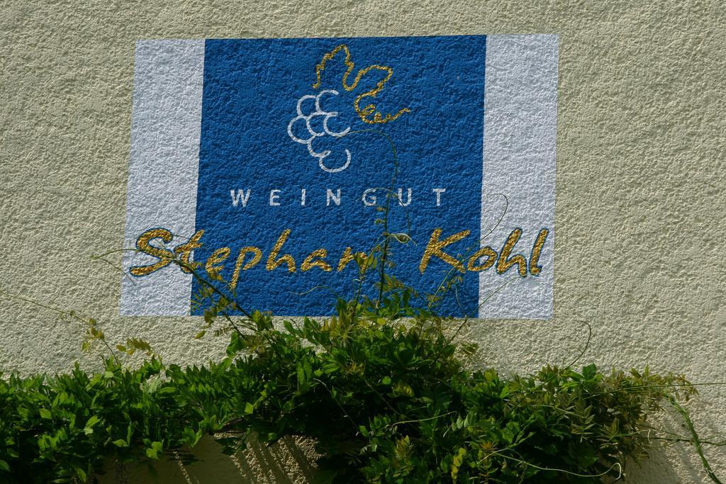 Weingut & Gaestehaus Stephan Kohl Neumagen-Dhron Eksteriør bilde